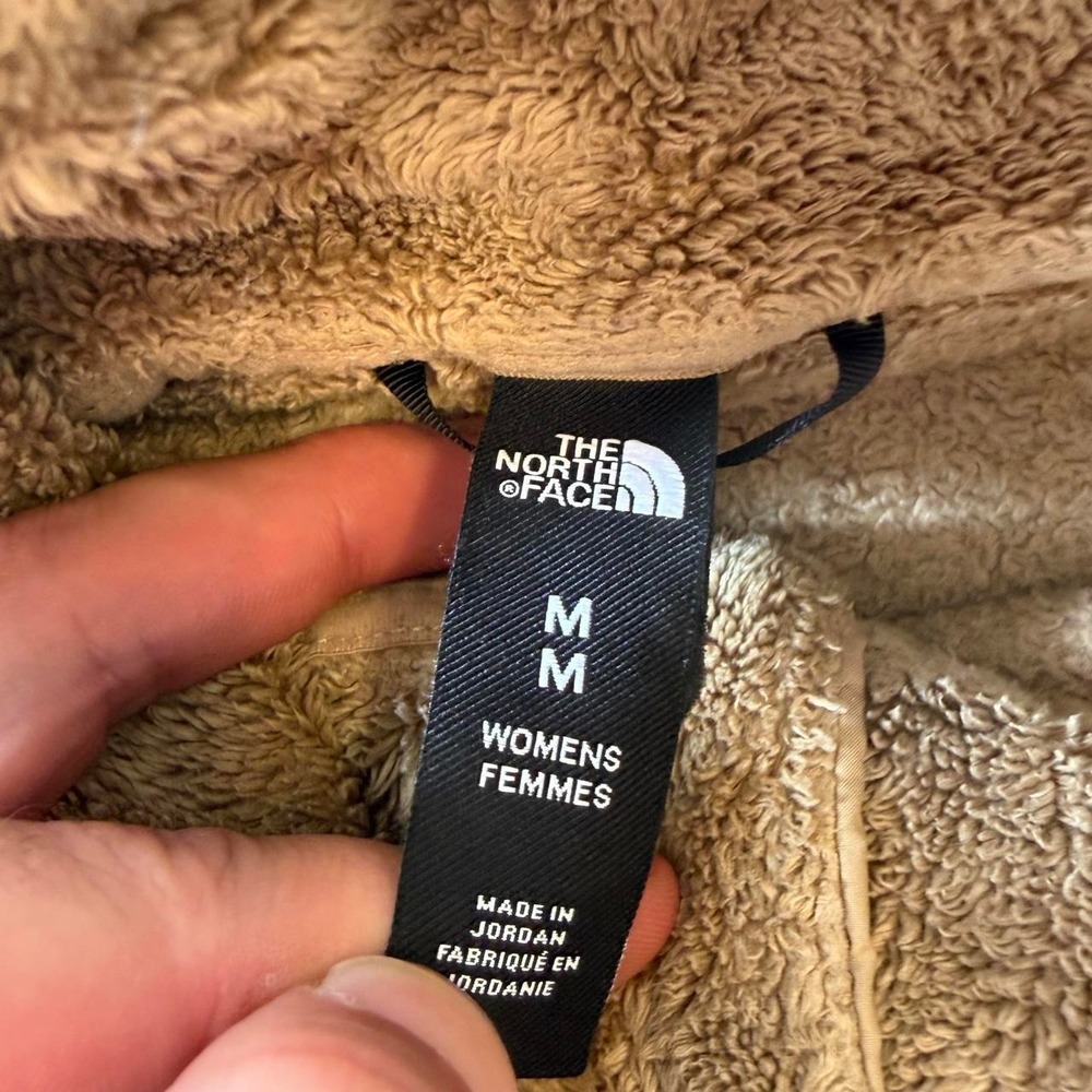 The north face women's outmeal colored fuzzy zip up fleece - Picture 2 of 5